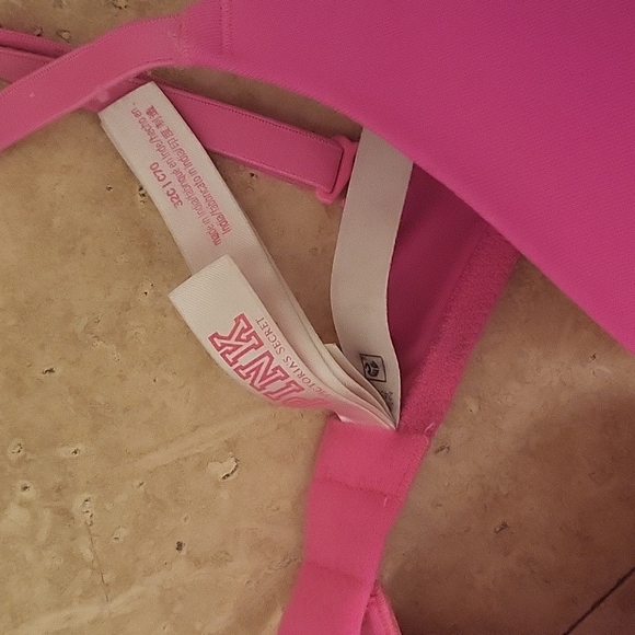 PINK by Victoria's Secret Bra - Picture 2 of 4